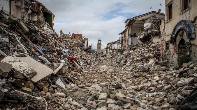 В Индонезии в ходе землетрясения погибли более 160 человек