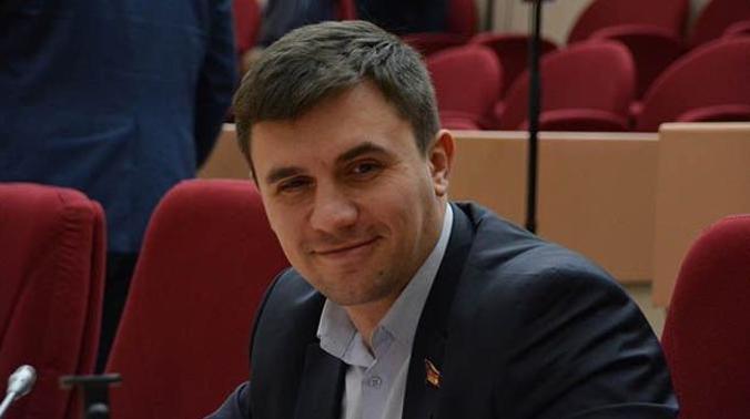 Российские полицейские задержали депутата Саратовской областной думы от КПРФ Николая Бондаренко