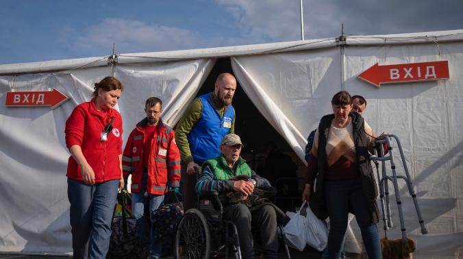 Шотландия приостановила прием украинских беженцев 