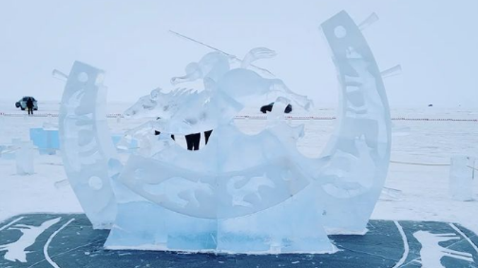 Семья из Сочи победила на международном конкурсе ледовой скульптуры