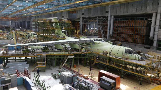 В Ульяновске запустили поточную линию сборки Ил-76МД-90А и передали первый собранный самолет на испытания
