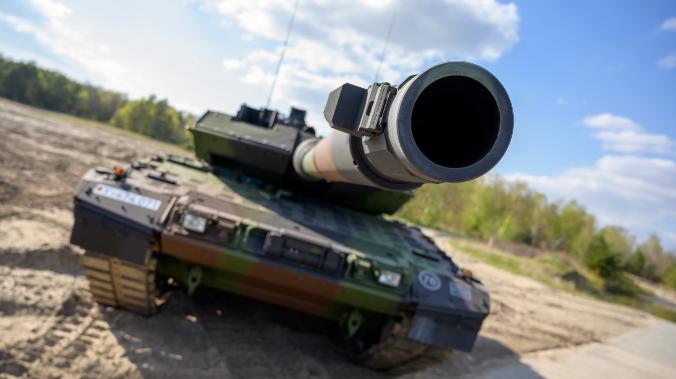 Spiegel: Отношения между ФРГ и Польшей обострились из-за поставок оружия Украине