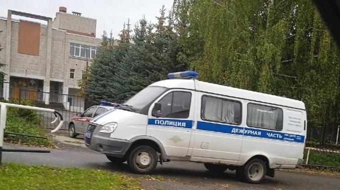 Число жертв стрельбы в школе в Ижевске возросло до 9 человек