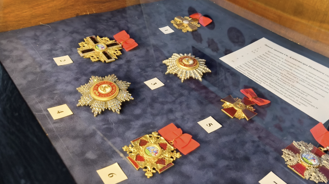 На Михайловской батарее открыли выставку об ордене Александра Невского