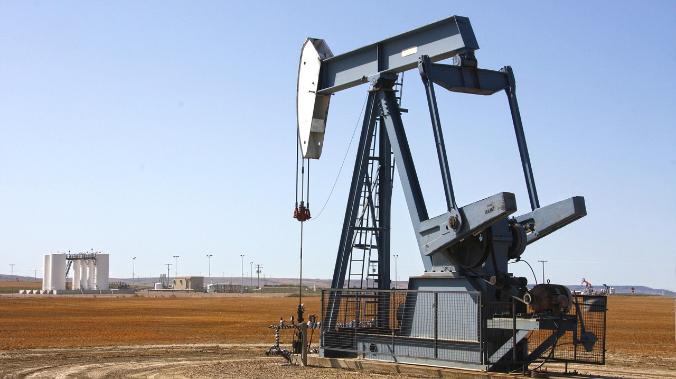Нефть дешевеет из-за COVID-19 и сведениях о ее запасах в Америке