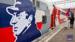 Поезд в честь Жириновского отправился по маршруту Москва — Адлер