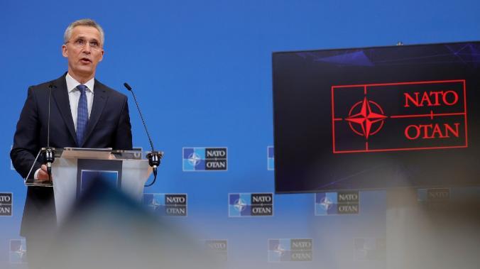 Генсек НАТО обвинил Китай во лжи