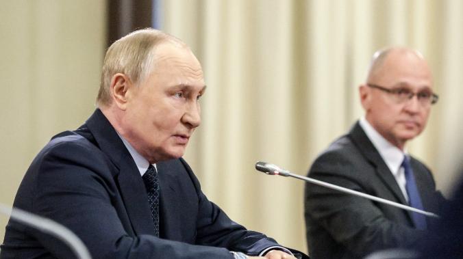 Владимир Путин призвал выдвигать бойцов спецоперации в руководители