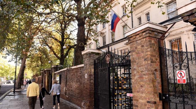 Посольство России в Лондоне: ситуация на Украине становится «взрывоопасной» из-за НАТО