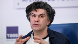 Цискаридзе почтил память Цоя в годовщину его гибели