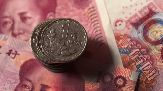 Банки предлагают россиянам депозиты в тенге и юанях