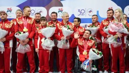 Паралимпийцев торжественно встретили в Москве