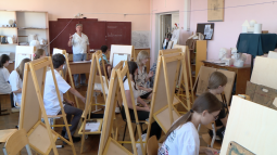 Многодетным семьям в Севастополе компенсируют обучение детей