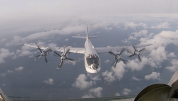 Ракетоносцы Ту-95мс пролетели над Беринговым и Чукотским морями