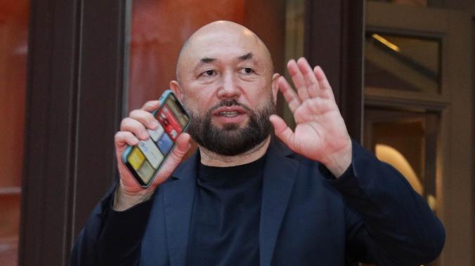 Бекмамбетов планирует снять фильм о спецоперации на Украине