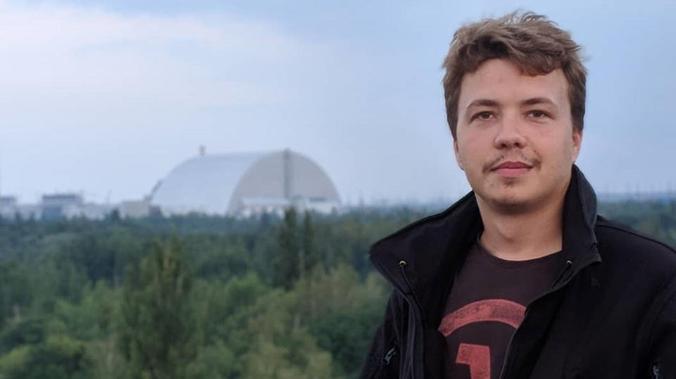 Основателя telegram-канала NEXTA задержали в аэропорту Минска