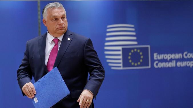 Венгрия объявила чрезвычайное положение в области энергетики