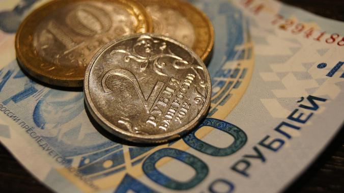 Bloomberg: рубль стал лучшей мировой валютой в 2022 году