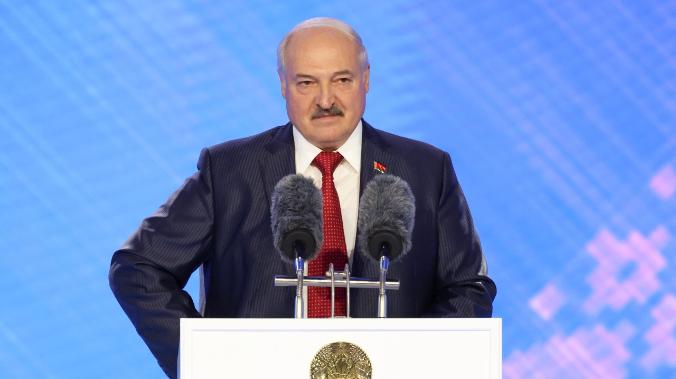 Лукашенко: конфликт на Украине должен завершить Киев