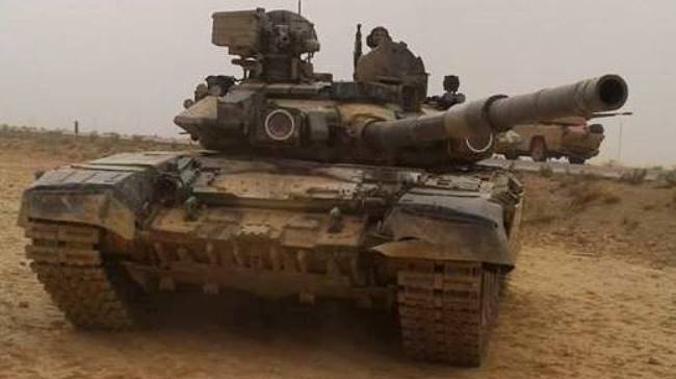 Сирийские танки Т-90 переброшены на границу с Турцией