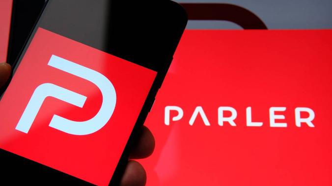 Социальная сеть Parler подала в суд на Amazon за блокировку