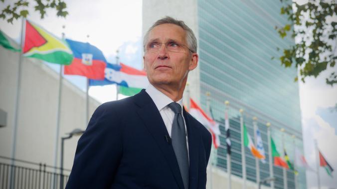 Столтенберг: отвод войск РФ не означает деэскалацию
