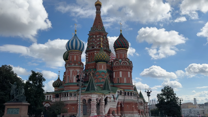 Столица России Москва отмечает 879-й год рождения