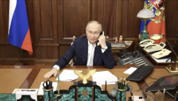 Путин поздравил военных с победой в Курской области 