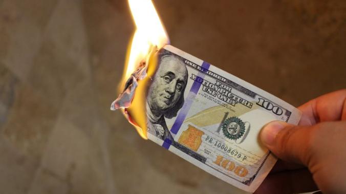 ВШЭ: доллар может утратить свое господство на мировом рынке