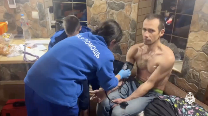 В Крыму нашли пропавших в Красной пещере туристов