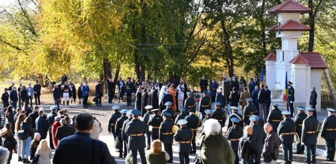 В центре Кишинева открыли памятник воевавшим против СССР румынам