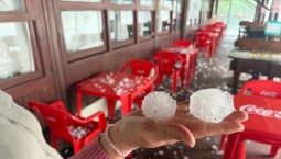Град размером с куриное яйцо обрушился на Уругвай