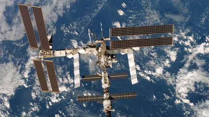 “Бермудский треугольник космоса” грозит спутникам и орбитальным станциям Земли