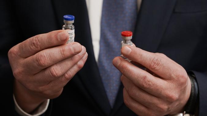 Россия и Британия создадут комбинированную вакцину от COVID-19