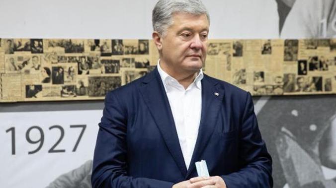 Арестович обвинил Порошенко в провоцировании РФ пунктом о НАТО в конституции
