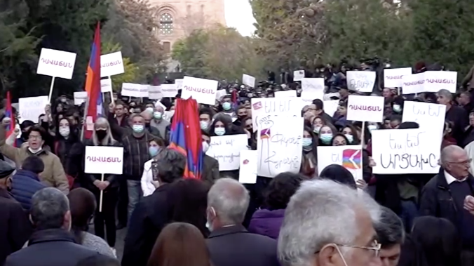 В Ереване продолжаются акции протеста