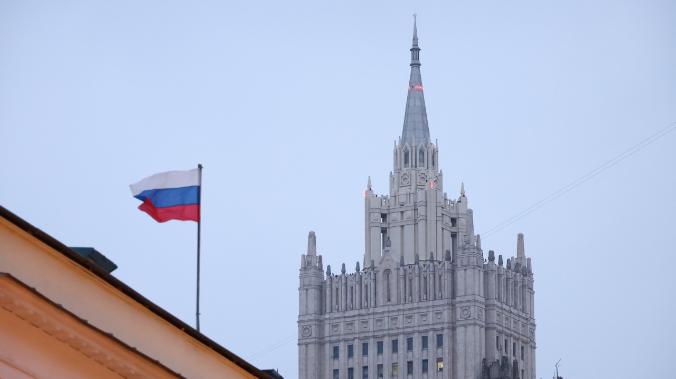 МИД РФ передал посольству США ноту с требованием не вмешиваться в дела России