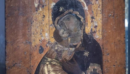 Храму Христа Спасителя передали иконы Богоматери