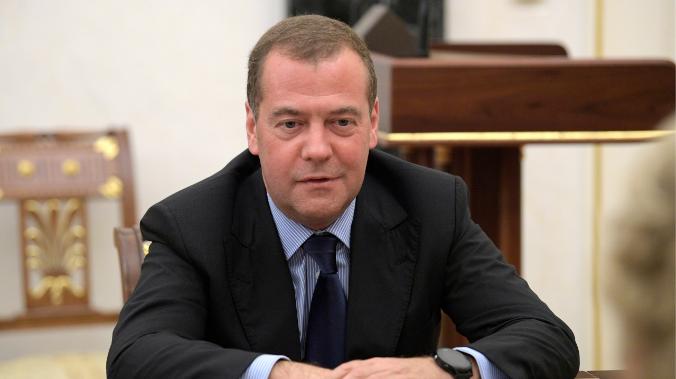 Медведев скептически отнесся к предложению США вернуться к продлению ДСНВ 
