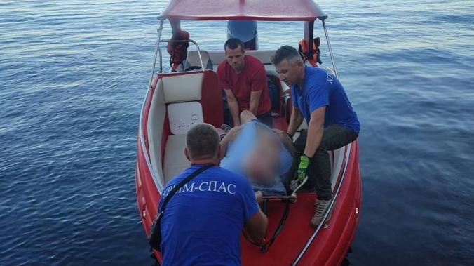 Под Судаком спасли сорвавшегося со скалы туриста