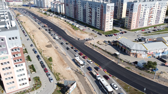 Лето и ремонт дорог: Севастополь встал в пробках