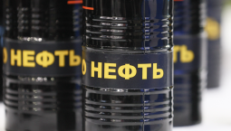 США продлили лицензию на продажу нефти из России