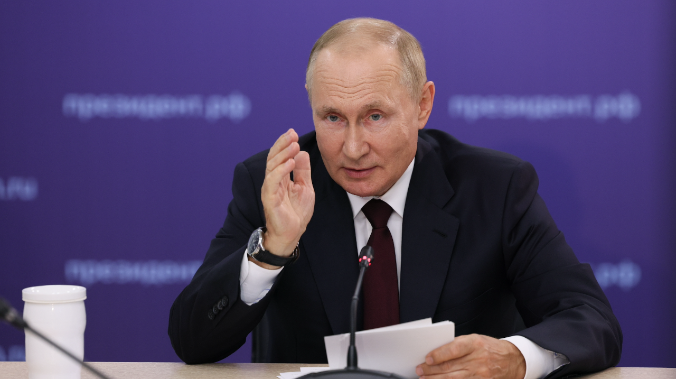 Путин поручил правительству подготовить концепцию технологического развития РФ