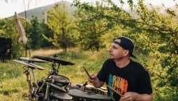 Барабанщик группы «Рояль в кустах» погиб во время атаки ВСУ на Севастополь