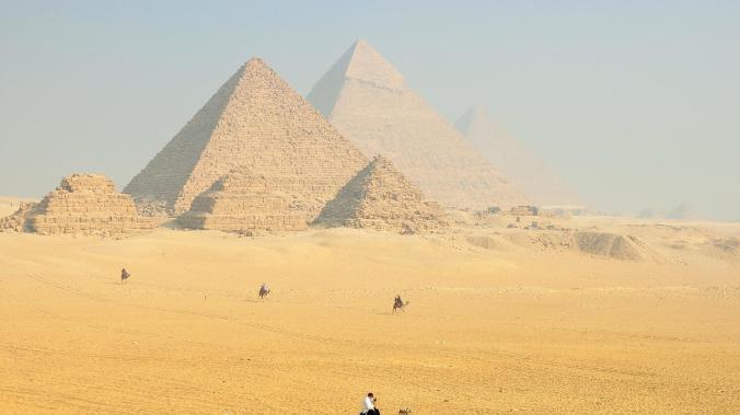 Древние египтяне использовали пересохший рукав Нила для строительства пирамид