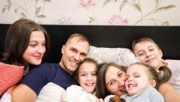 Страховую пенсию пересчитают матерям с пятью детьми