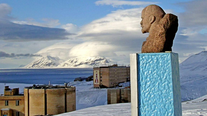 Власти Норвегии не пропустили грузы для российских поселений на Шпицбергене