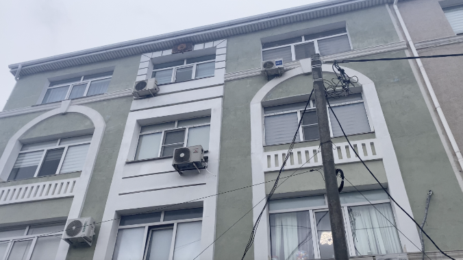 Суд запретил аренду в незаконном доме на площади Пирогова
