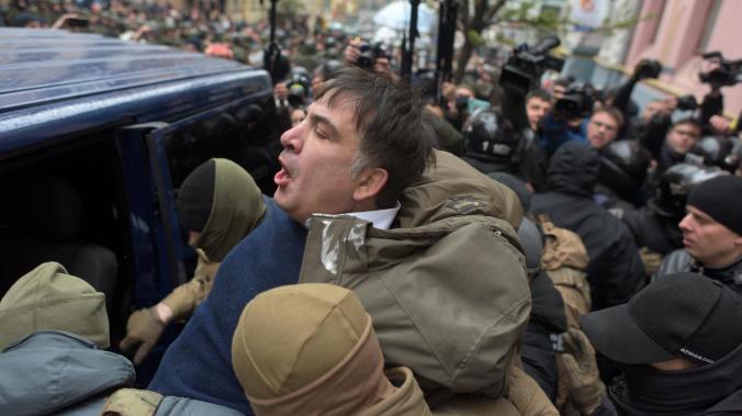 Власти Грузии хотят ликвидировать Саакашвили во время «бунта» заключенных