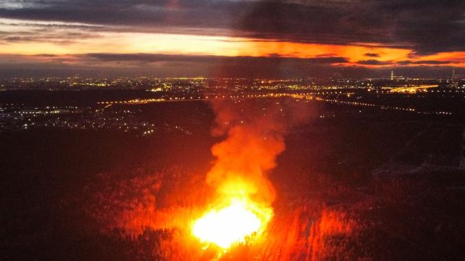 МЧС: возгорание газопровода в Ленобласти произошло из-за разгерметизации